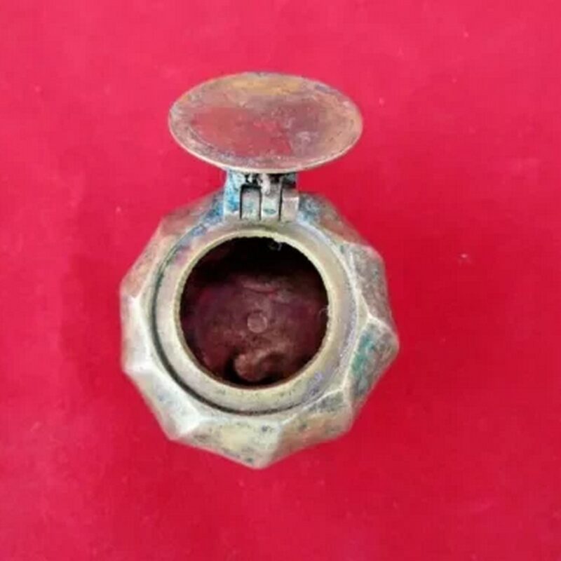 Brass Handcrafted Melon Shape Vermilion Box - Image 3